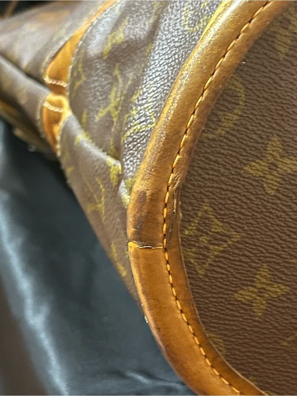 Vintage Louis Vuitton French Company Monogram Bucket Bag GM Shoulder Tote